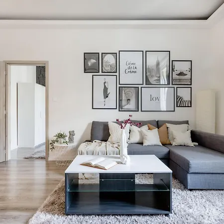 Apartman Casadeco Apt-stunning New York Cafe View